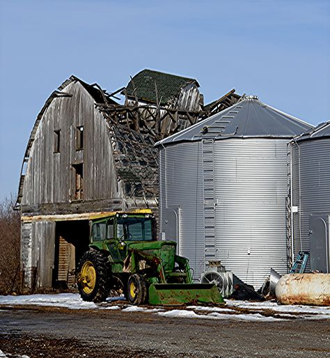 Lower West Branch Rd Johnson County Ia Farming Life, Farm Scenes, Johnson County, Rural America, Farm Scene, Single Photo, Tell A Story, Old Barns, Country Farm