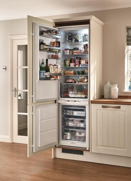 AEG Integrated 70/30 Frost Free Fridge Freezer Built In Fridge And Freezer, Integrated Fridge Freezer Cabinet, Paneled Fridge Kitchen, Build In Fridge, Fridge Freezer In Kitchen, One Door Fridge, Built In Fridge, Built In Fridge Freezer, Integrated Refrigerator