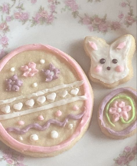 Coquette Easter, Coquette Kitten, Easter Aesthetic, Spring Magic, Easter Sugar Cookies, Easter Pictures, Easter Inspiration, Taste Made, Pink Life