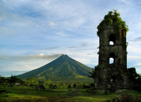 Take a look at this horrible, highly misshapen volcano. | 28 Reasons You Should Absolutely Never Visit The Philippines Mayon Volcano, Legazpi City, Philippines Tourism, Visit Philippines, Nature Tourism, Philippines Travel, Tourist Spots, Incredible Places, Tourist Destinations