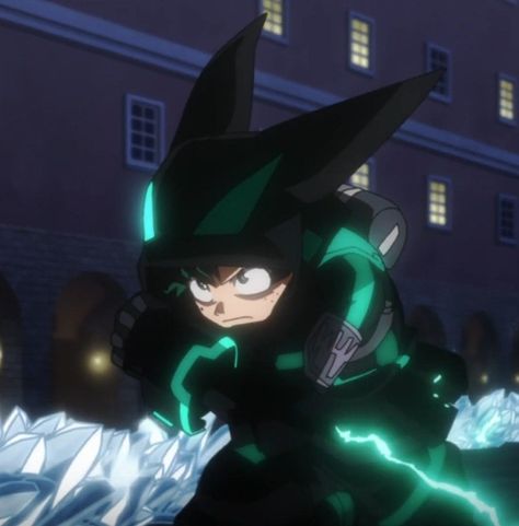 Deku Using His Quirk, Izuku Midoriya Cosplay, Person Icons, Deku Cosplay, Stealth Suit, Deku Boku No Hero, Hero World, Academia Wallpaper, Midoriya Izuku