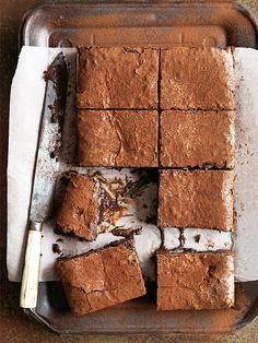 classic brownie from donna hay Donna Hay Brownies, Bourbon Brownies, Donna Hay Recipes, Donna Hay, Cake Truffles, Baking Mix, Chocolate Brownies, Brownie Recipes, Decadent Desserts