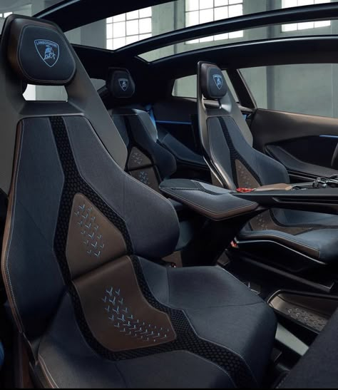 Urus Interior, Lamborghini Urus Interior, Seats Design, Trick Or Trunk Ideas, Mustang Car Aesthetic, Lamborghini Interior, 2022 Ford Mustang, Lamborghini Concept, 2024 Ford Mustang