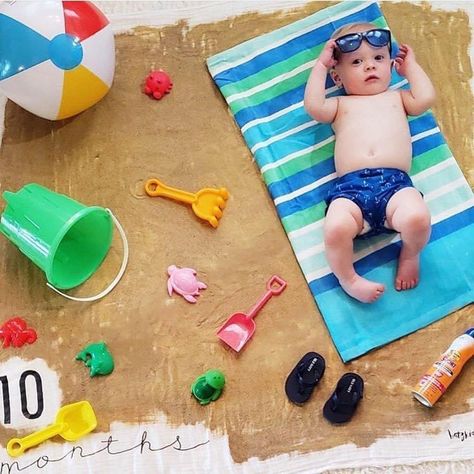 Monthly Baby Photos Boy, Summer Baby Photos, Baby Beach Pictures, Baby Birthday Photoshoot, Photoshoot Boy, Baby Boy Newborn Photography, Milestone Blankets, Baby Milestones Pictures, Monthly Baby Pictures