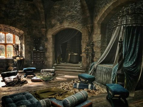 Medieval Bedroom, Royal Bedroom, Castle Rooms, Castle Bedroom, Fantasy Bedroom, Dark Castle, Castle Aesthetic, Dark Bedroom, Castles Interior