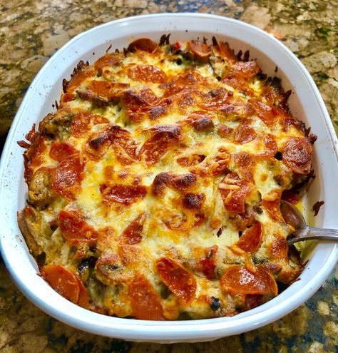 Pizza Casserole Low Carb, Low Carb Pizza Casserole, Pepperoni Pizza Casserole Recipe, Pepperoni Pizza Casserole, Pizza Casserole, Craving Pizza, Low Carb Pizza, 9x13 Baking Dish, 2 Eggs