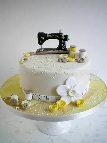 Fondant Sewing Machine Cake, Sewing Cake, Super Torte, Crazy Cakes, Fondant Figures, Novelty Cakes, Gorgeous Cakes, Occasion Cakes, Cake Tutorial