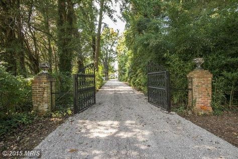 Easton Md, Detached House, Driveway, Old Houses, Property For Sale, Building A House, Mls, Home And Family, Dream House