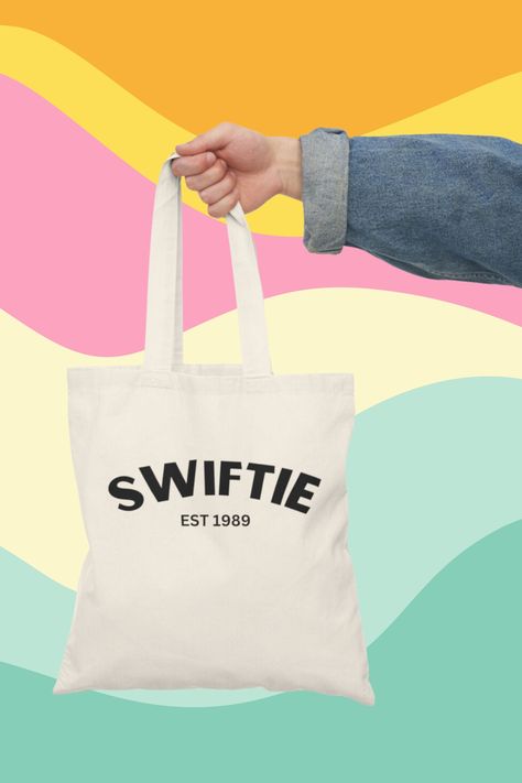 Taylor Swift Tote Bag, 1989 Taylor Swift, Bag Painting, Bags Diy, Painted Tote, Taylor Swift 1989, Diy Tote Bag, 12th Birthday, Blind Bags