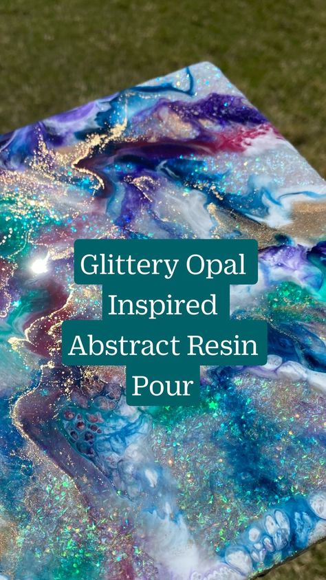 Resin Art For Beginners On Canvas, Glitter Resin Art, Pour Resin Art, Abstract Resin Painting, Modern Resin Art, Resin Pour Painting, Resin Art Inspiration, Resin Canvas Art Diy, Epoxy Canvas Art