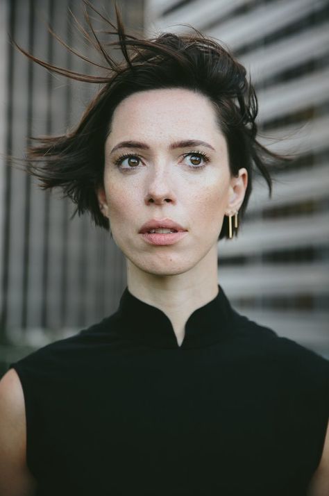 When Rebecca Hall First Got This Script, She Hid It - The New York Times I Need A Girlfriend, Vicky Cristina Barcelona, Rebecca Hall, 30 Day Plank Challenge, Jason Bateman, Classic Actresses, On Live, English Actresses, News Anchor