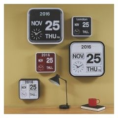 FLAP Black small analogue city wall clock Oversized Clocks Wall Decor, Wall Clock Display, Clocks Go Back, Apple Kitchen Decor, Be On Time, Wall Clock Digital, Cuckoo Clocks, Luxe Home, Clock Display