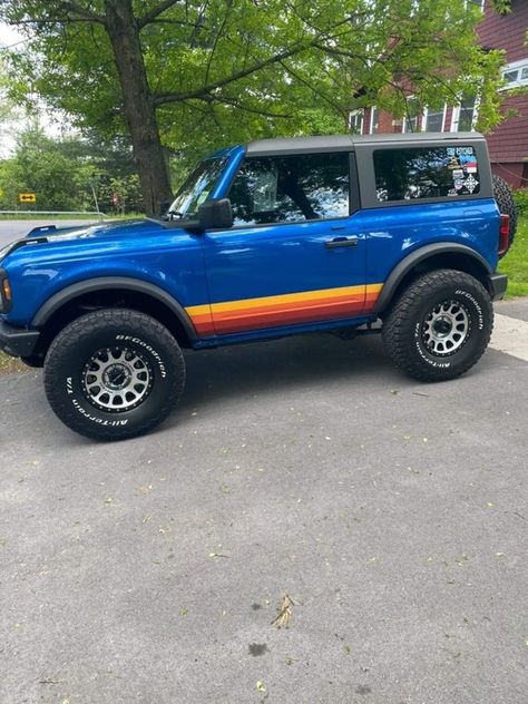 Ford Bronco Vintage Side Stripes ONLY 2dr/4dr - Etsy Ford Bronco Vintage, Bronco Vintage, Bronco Car, Ford Diesel, Ford Suv, Classic Ford Broncos, Orange Car, Truck Mods, Bronco Sports