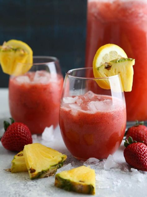 A family-friendly punch made with strawberries, lemons, and pineapple juice! Strawberry Pineapple Punch, Pineapple Punch, Pineapple Strawberry, Spiced Apple Cider, Punch Recipes, Strawberry Lemonade, Pineapple Juice, Juicing Recipes, Nutrition Recipes