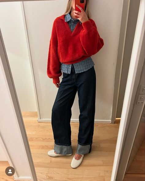 Button Up Sweater Outfit, Red Jumper Outfit, Red Sox Outfit, Red Outfit Winter, Cold Outfit, Jumper Outfit, Pop Of Red, Red Jumper, Sock Outfits