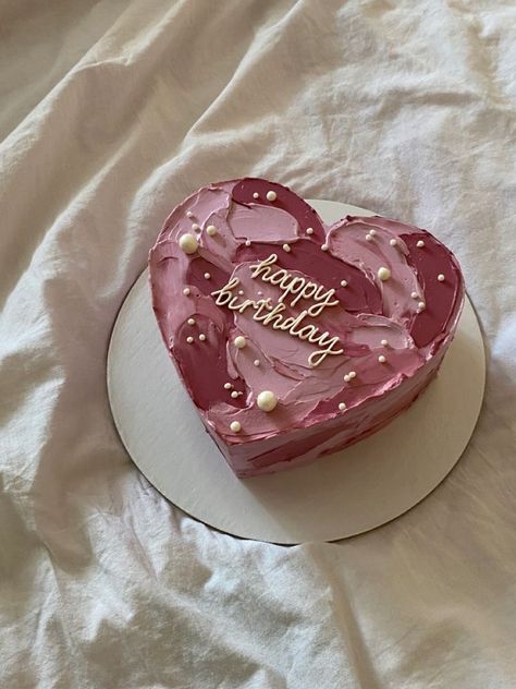 15th Birthday Cake Ideas, Birthday Cakes Butterfly, Cakes Butterfly, Taylor Cake, Birthday Cake Wishes, Girly Birthday Cakes, 14th Birthday Cakes, 15th Birthday Cakes, Small Birthday Cakes