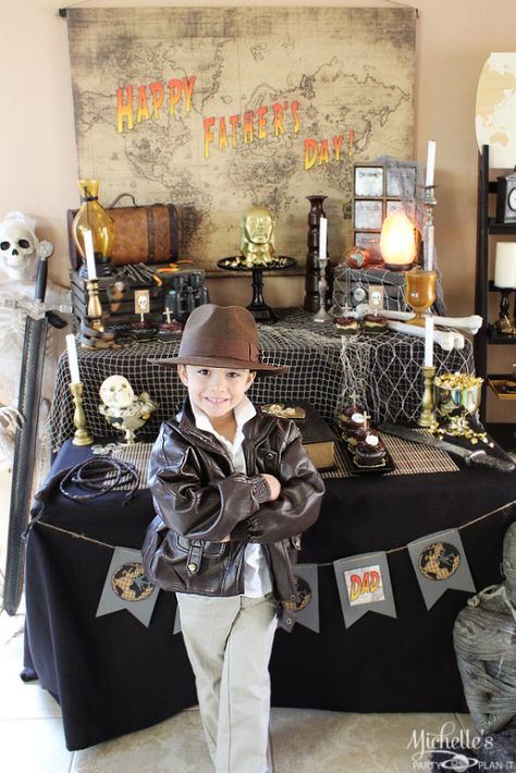 Indiana Jones Party 20 Birthday Party, Birthday Party Themes For Boys, Indiana Jones Birthday Party, Indiana Jones Costume, Indiana Jones Party, Father's Day Party, Themed Party Ideas, Lego Indiana Jones, Love Jones