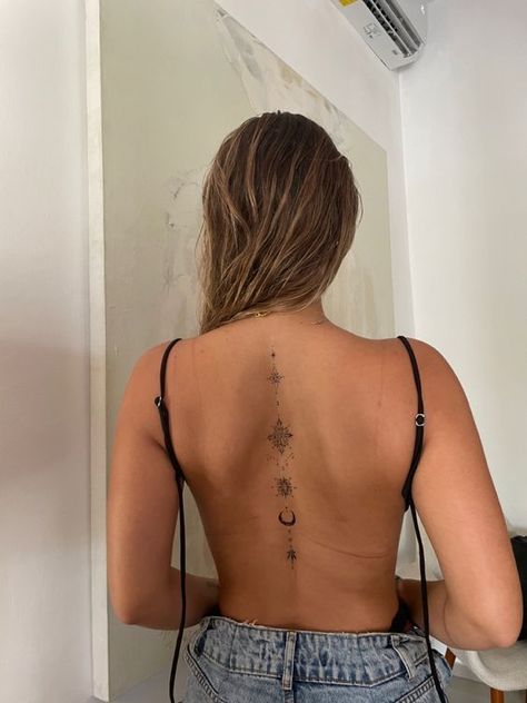 Small Tattoos Matching, Tattoo Ideas Minimalist, Matching Tattoo Ideas, Spine Tattoo Ideas, Tattoos Matching, Jagua Henna, Basic Tattoos, Petite Tattoos, Spine Tattoos For Women