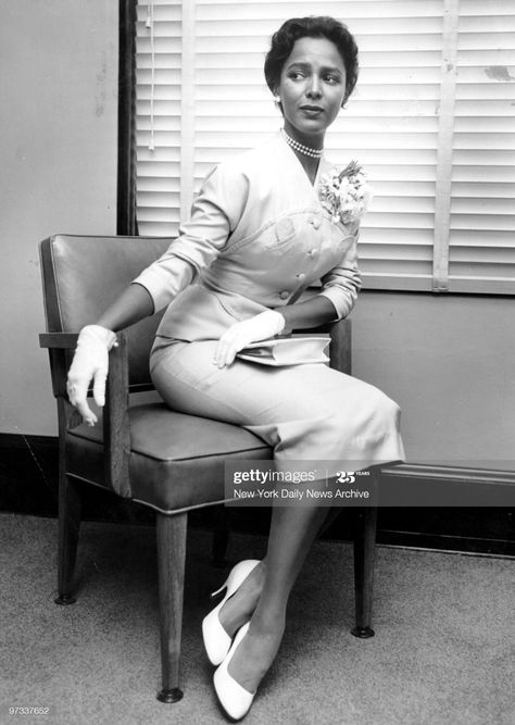 Dorothy Dandridge, Black Actresses, Vintage Black Glamour, Black Hollywood, Moda Vintage, African American Women, Vintage Glamour, White Photo, Hollywood Glamour