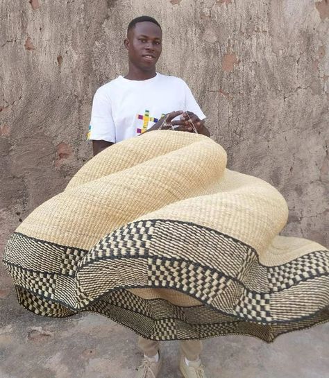 Large Sweetgrass Lampshade Ghana Lightingpendant - Etsy Veneer Lamp, Decor Ceiling, Moroccan Floor, Dinette Sets, Baby Bassinet, African Decor, Coffee Decor, Accra, Hotel Decor