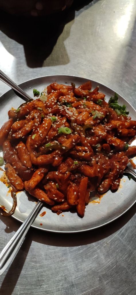 Chilli Potato Chilli Potato Recipes, Chilli Potato, Anime Black Hair, Potato Recipes, Chicken Wings, Potato, Cooking Recipes, Meat, Chicken