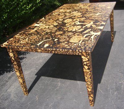 Burned Furniture: Table. Click through for more examples. Beautiful and intricate designs. Beginner Wood Burning, Boho Eclectic Decor, Custom Dining Tables, Wood Burning Crafts, Wood Burning Art, Wooden Table, Intricate Designs, Eclectic Decor, Pyrography