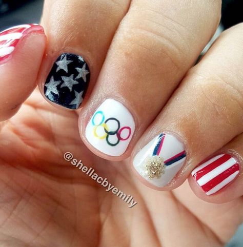 10 Olympic Nail Art Ideas Worthy of a Gold Medal Olympic Inspired Nails, Olympic Nails Paris, Olympic Rings Nails, Team Usa Olympic Nails, Nails For The Olympics, Olympic Themed Nails, Usa Olympic Nails, Olympics Nail Art, Olympic Nails 2024