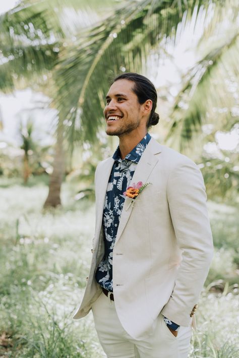 Garden Party Outfit, Tropical Wedding Inspiration, Dress Code Wedding, Maui Wedding, Groom Looks, Garden Party Dress, Hawaiian Wedding, Maui Weddings, Groom Wear