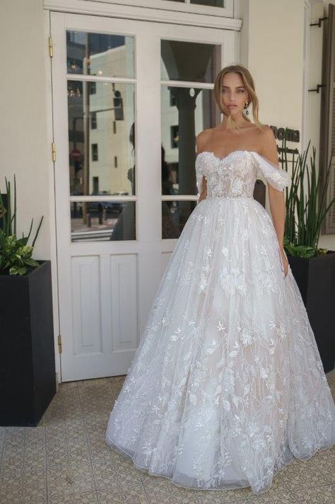 Glitter Wedding Dresses, Off The Shoulder Wedding Dresses, Glitter Wedding Dress, Pretty Wedding Dresses, Cute Wedding Dress, Dream Wedding Ideas Dresses, Glitter Wedding, Sleeve Wedding Dress, Dress Inspo