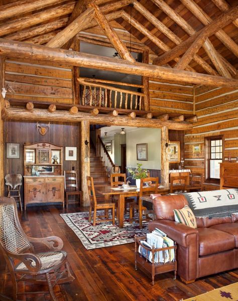 Inviting rustic ranch house embracing a picturesque Wyoming landscape #greatroom #dining #livingroom #rustic #cabin Wood Ranch House, American Ranch House Interior, Yellowstone Ranch House, American Ranch House, Old Ranch House, Pickle Ranch, Wyoming Cabin, Rustic Ranch House, Ranch Wyoming