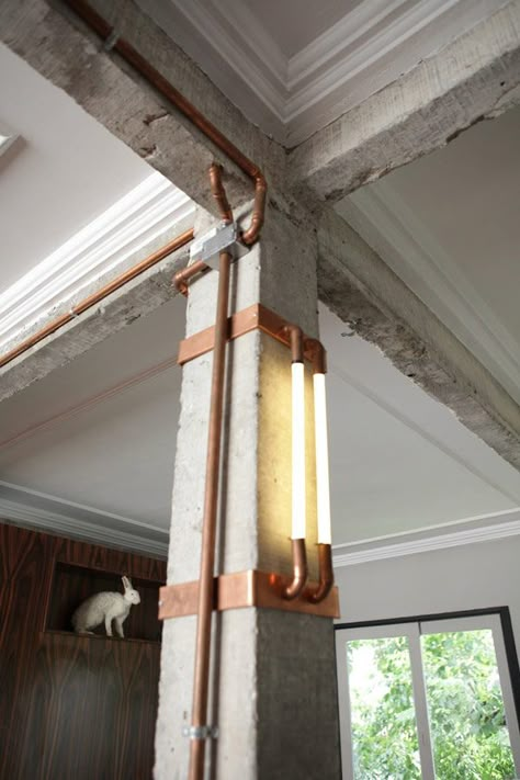 Decoration Restaurant, Design Café, Column Design, Vintage Industrial Furniture, Deco Luminaire, Industrial Modern, Design Industrial, Vintage Diy, Industrial House