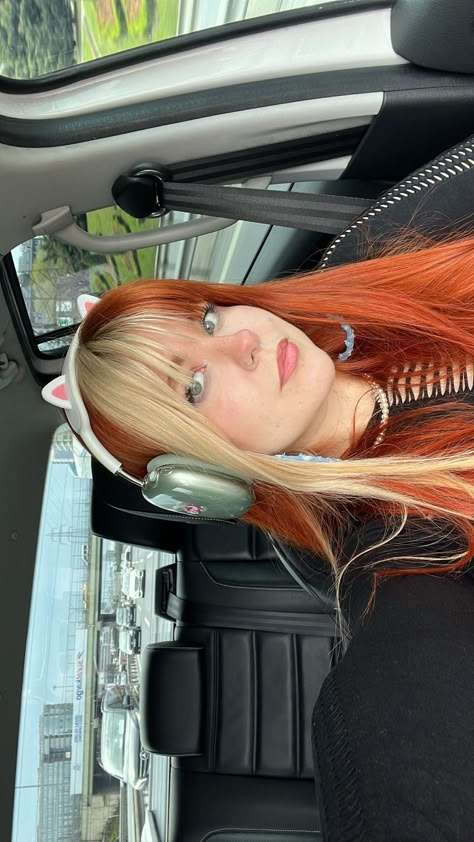 Ginger Narcissa Malfoy Hair, Red Hair Bleached Bangs, Red Hair White Bangs, Blonde With Ginger Underneath, Cooper Hair With Bangs, Blond And Orange Hair, Copper Skunk Stripe Hair, Ginger Hair With White Streak, White And Ginger Hair