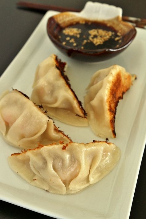 Pork & Shrimp Dumplings Shrimp And Pork Dumplings, Pork And Shrimp Dumplings, Thai Dumplings, Bamboo Steamer Recipes, Pork And Shrimp, Prawn Dumplings, Vegan Dumplings, Shrimp Dumplings, Spicy Tuna Roll