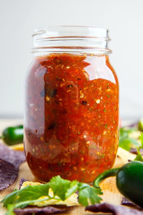 Salsa Ranchera Rancheros Sauce, Ranchero Sauce, Salsa Ranchera, Salsa Ranch, Roasted Tomato Salsa, Closet Cooking, Southwestern Recipes, Vegetarian Bbq, Healthy Christmas Recipes