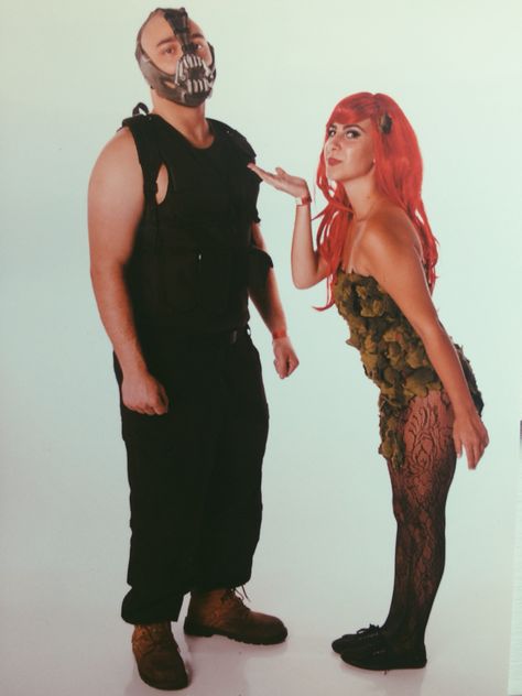 Poison Ivy and Bane Cosplay @ Fan Expo Canada #Posionivy #bane #cosplay #expo Poison Ivy And Bane, Bane Costume, Bane Cosplay, Batman Cosplay, Poison Ivy, Ivy, Game Of Thrones Characters, Design Ideas, Slip Dress