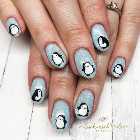 Penguin Nail Art, Penguin Nails, Gel Nails Long, Nail Design Glitter, Nails Rose, Bright Nail Art, Christmas Nail Art Easy, Xmas Nail Art, Nail Art 3d