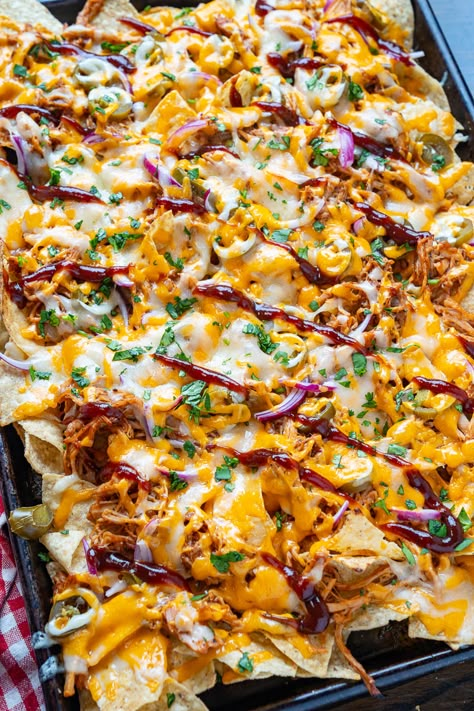 BBQ Pulled Pork Nachos Nachos With Pulled Pork, Loaded Bbq Nachos, Loaded Pork Nachos, Shredded Pork Nachos Recipe, Pull Pork Nachos Recipe, Pulled Pork Platter, Brisket Nachos Bbq, Pulled Pork Nachos Easy, Barbecue Nachos Pulled Pork