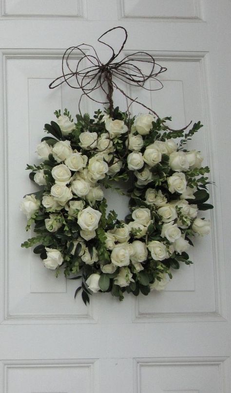 Wreath Hanging, Pretty Wreath, Rose Wreath, Seasonal Wreaths, Wreaths & Garlands, Rose Cottage, Arte Floral, Beautiful Wreath, Summer Wreath