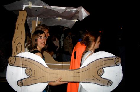 flintstones cardboard car Thor Halloween Costume, Flinstones Party, Cardboard Costumes, Cardboard Cars, Ariel Halloween Costume, Flintstones Costume, Pebbles And Bam Bam, Pebbles Flintstone, Cardboard Car