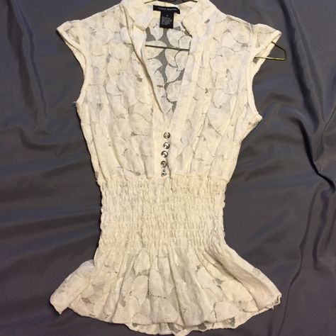 Cream Lace. Size Small. Very Sexy. Plunge Neck. Can Be Worn With Cami Underneath. Lace Detail. Never Worn. Has Jewels Down The Middle Lace Button Up Shirt, Jewel Top, Lace Button, Cream Lace, Button Up Shirt, Lace Detail, The Middle, White Lace, What To Wear