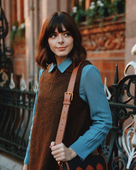 Sophia Rosemary 🌙⭐️ on Instagram: “I luuuuurve blue and brown styled together! 🙌🏼 This sweet knitted blouse is actually part of @topofthetownvintage next collection and I…” Sophia Rosemary, Knitted Blouse, Vintage Fits, Blue And Brown, Work Attire, Brown Fashion, Instagram Shop, Rosemary, Sustainable Fashion