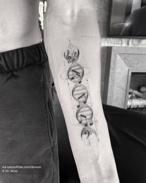 Treble Clef Tattoos, Geometric Tattoo Music, Techno Tattoo, Music Tats, Musician Tattoo, Treble Clef Tattoo, Mother Tattoos For Children, Dna Tattoo, Chrysanthemum Tattoo