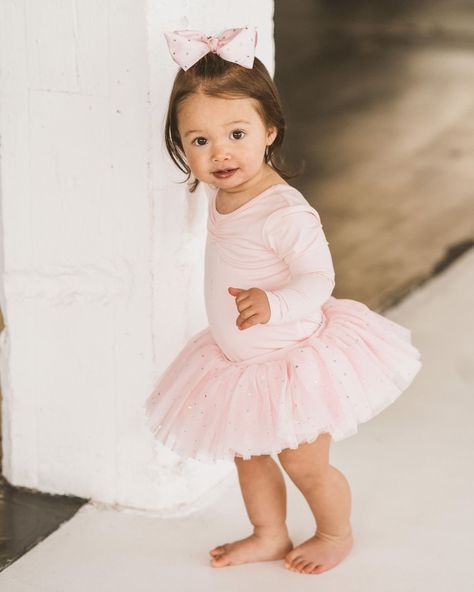 Ballet Basics, Ballerina Picture, Ballerina Kids, Toddler Dance, Baby Ballet, Australian Ballet, Ballet Kids, Ballerina Girl, Little Ballerina