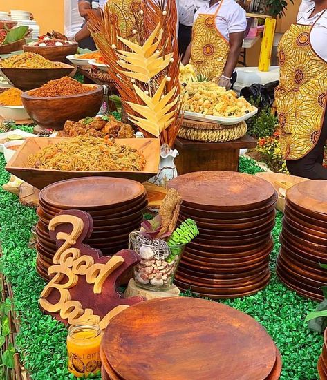 African Inspired Wedding Decor, Ghana Wedding Decor, African Wedding Theme Decoration, African Wedding Food, African Wedding Decor, African Traditional Wedding Decoration, Lobola Decor, African Themed Wedding, Ghana Traditional Wedding