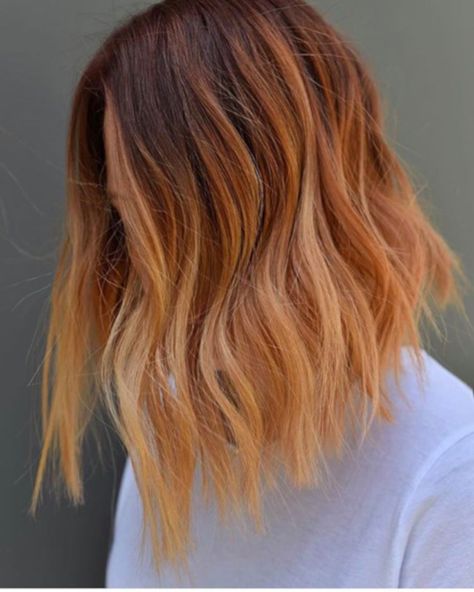 Ginger Peach Is Falls Prettiest Ombre Hair Color Trend | Fashionisers© - Part 2 Ginger Ombre, Peach Hair Colors, Hair Ginger, Warm Hair Color, Hair Color Orange, Ginger Peach, New Hair Trends, Peach Hair, Ginger Hair Color