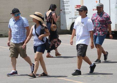 People Moving Photographs, Walking People Photography, Crowd Of People Reference, People Crossing The Street, People Walking Drawing Reference, Person Walking Photography, Two People Walking Together Reference, People Walking Down The Street, Group Walking Reference