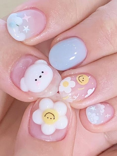 cute smiley face flower accent nails Cute 3d Nail Designs, Cute 3d Nails, Nail Sunflower, Cute Sunflower Nails, Smiley Nail Art, Design Nails 2023, Jojo Nails, Nails Smiley Face, Daisy Nail Design