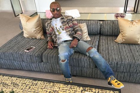 Pharrell Is Working with adidas on a Pair of NMDs Pharrell Williams Style, Adidas Human Race, Sneakers Reebok, Nmd Sneakers, Adidas Originals Nmd, Sporty Fashion, Sneaker Magazine, Sneaker Release, Victorias Secret Models