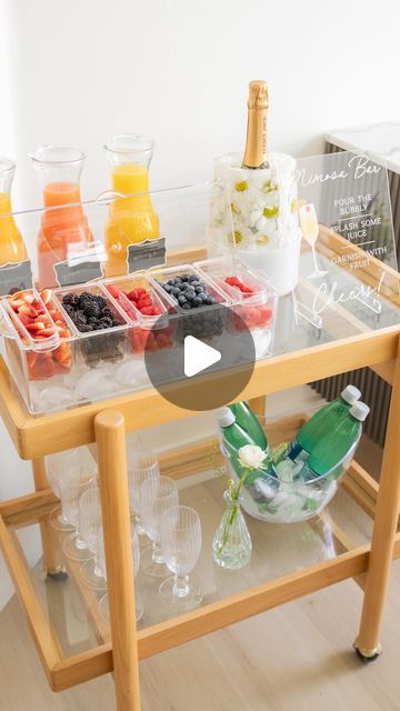 Easter Mimosas Bar, Bar Cart Mimosa Bar, How To Set Up A Mimosa Bar, Mimosa Set Up, Mimosa Bar Ideas, Morning Of Wedding Mimosa Bar, Non Alcoholic Mimosa, Wedding Day Mimosa Bar Mornings, Mimosa Party