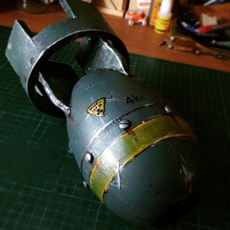 DIY Fallout Bomb Prop Large Plastic Easter Eggs, Fallout Props, Fallout Cosplay, Fallout Game, Diy Props, Plastic Easter Eggs, Prop Making, Game Poster, Game Props